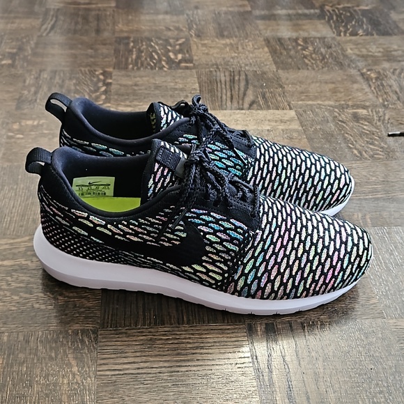 NIKE FLYKNIT MULTICOR ROSHE RUN - Picture 2 of 5